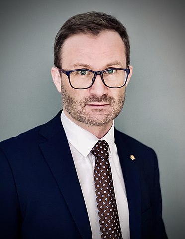 PROF. KRYSPIN MITURA